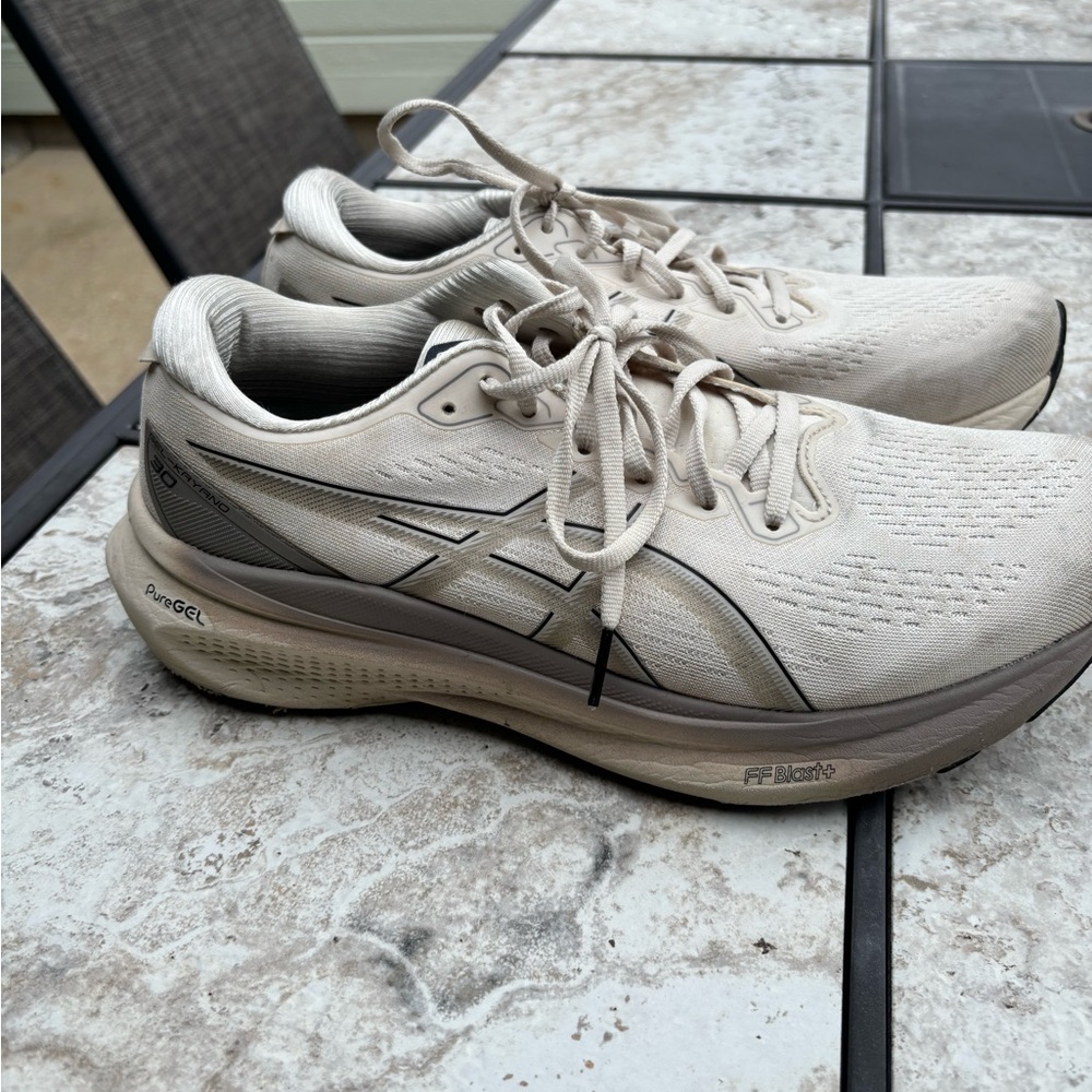 Asics Gel-Kayano 40